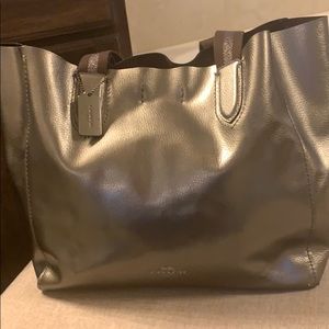 Beautiful coach bag!